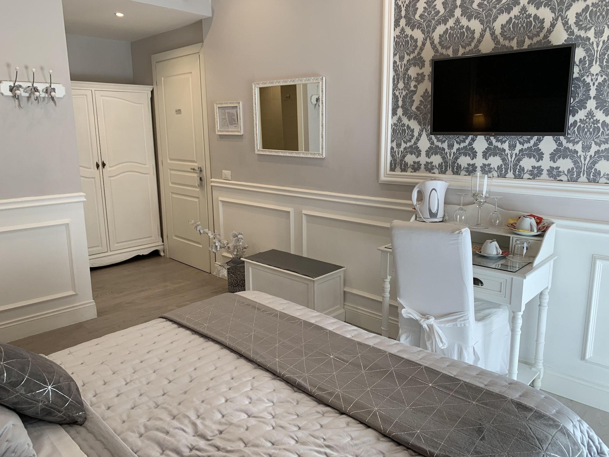 Bed and Breakfast Charme & Chic Рим Екстер'єр фото